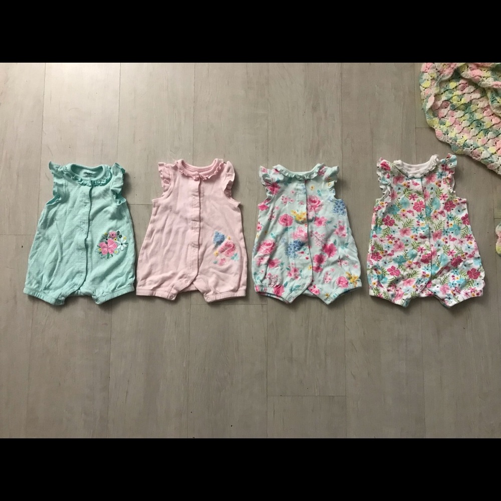 🌸 Little Me baby button down bodysuit 4 piece bundle